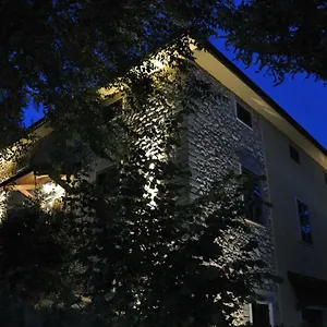 Relais Des Roches Bed & Breakfast Sona